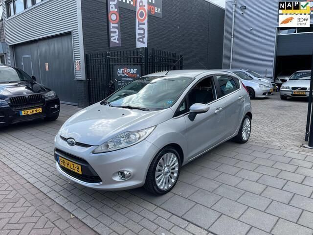 Grijs Gebruikt 2009 Ford Fiesta Titanium Hatchback | € 4.499 (Eerlijke prijs) - Afbeelding 1/4