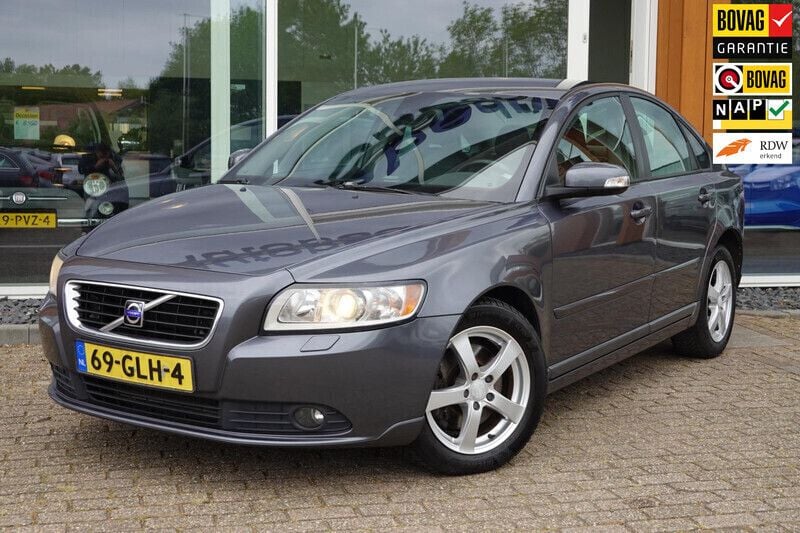 Grijs Gebruikt 2008 Volvo S40 Sedan | € 5.950 (Duur) - Afbeelding 1/4