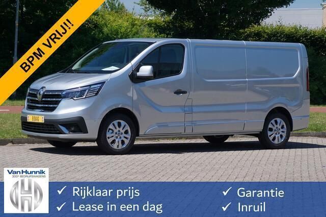 Zilver Nieuw 2024 Renault Trafic Luxe Van | € 34.500 (Goede deal) - Afbeelding 1/4