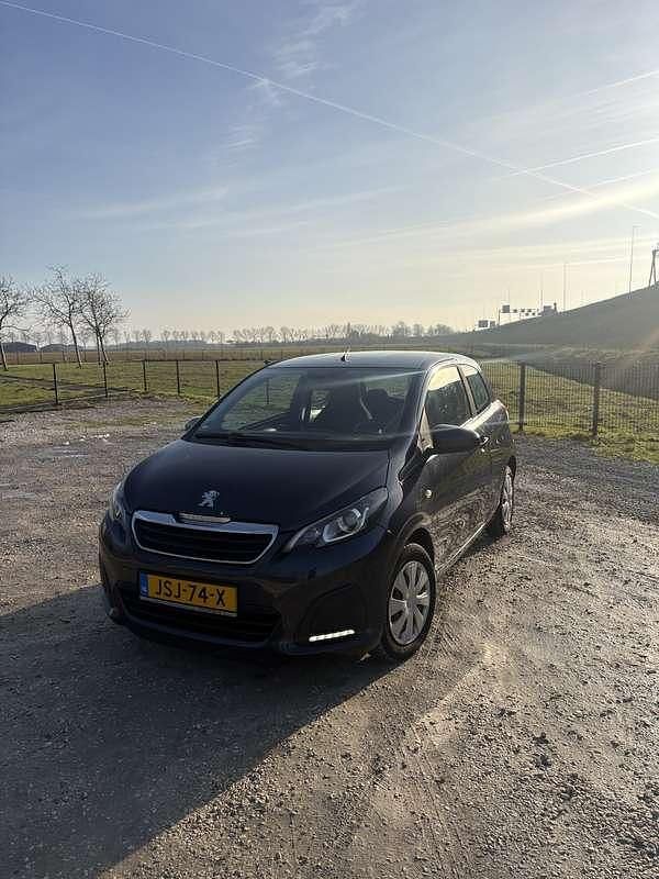 Occasion Peugeot 108 Access 69 PK (50 kW) 2015 Sedan