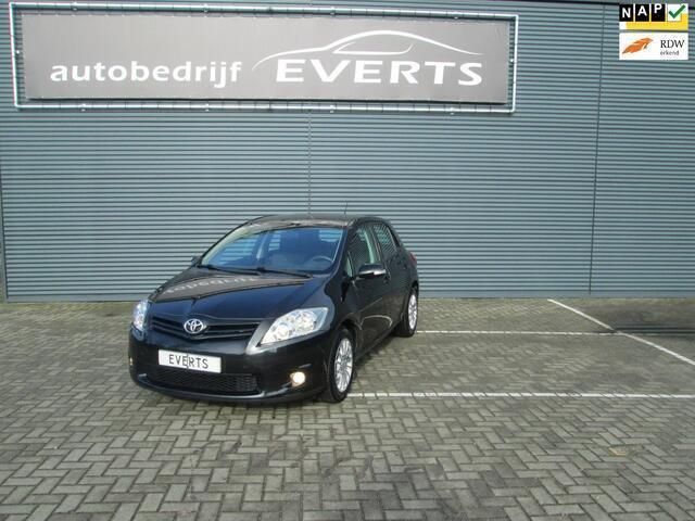Zwart Gebruikt 2010 Toyota Auris Hatchback | € 4.450 (Eerlijke prijs) - Afbeelding 1/4