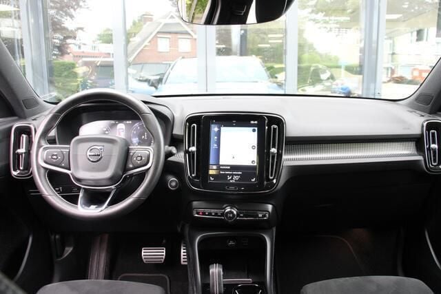 Wit Gebruikt 2019 Volvo XC40 R-Design SUV | € 27.850 (Goede deal) - Afbeelding 1/3