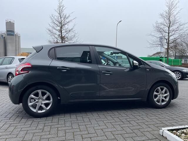 Occasion Peugeot 208 Style 82 PK (60 kW) 2015 Grijs Hatchback