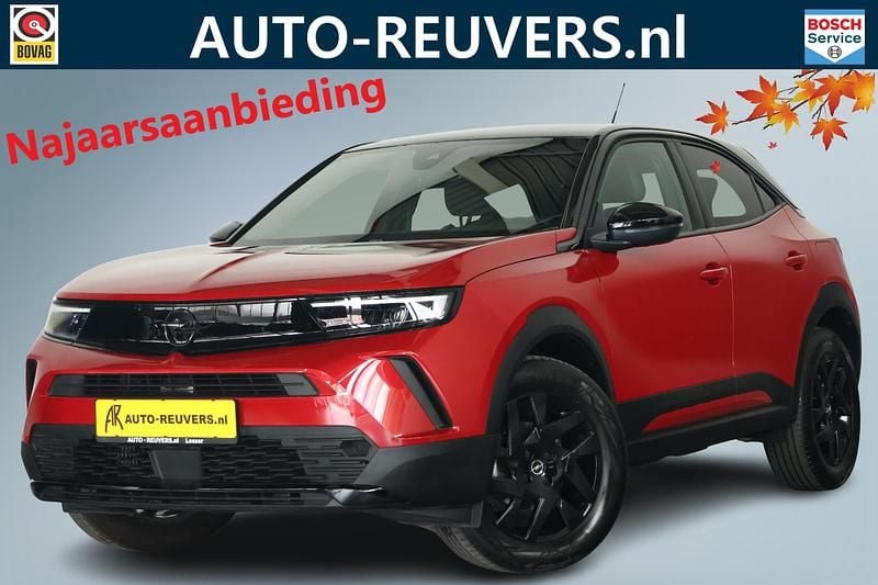 Rood Gebruikt 2023 Opel Mokka SUV | € 23.900 (Eerlijke prijs) - Afbeelding 1/4
