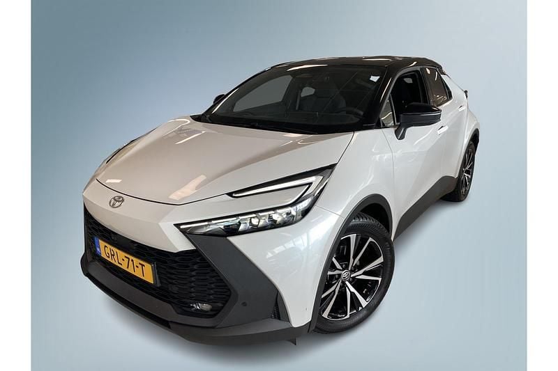 Wit Gebruikt 2024 Toyota C-HR Edition SUV | € 36.950 - Afbeelding 1/1