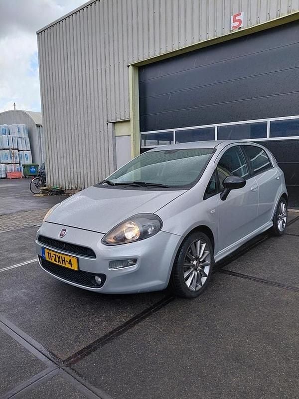 Gebruikt 2013 Fiat Punto | € 4.999 (Goede deal) - Afbeelding 1/4