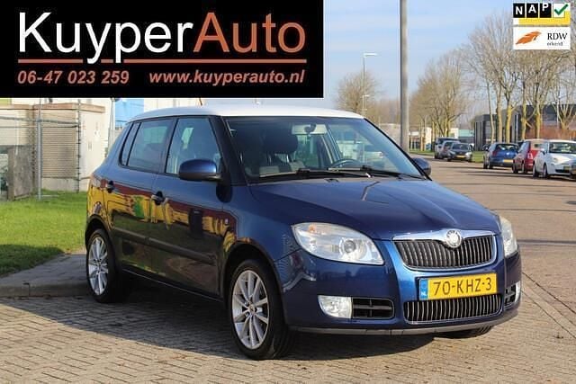 Blauw Gebruikt 2009 Skoda Fabia Dynamic Hatchback | € 2.250 (Duur) - Afbeelding 1/4