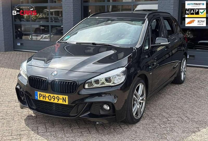 Occasion BMW 218 Active Tourer Executive 136 PK (100 kW) 2017 Zwart MPV