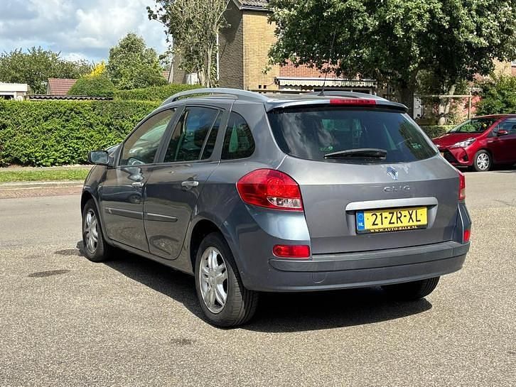 Occasion Renault Clio II Dynamique 101 PK (74 kW) 2008 Stationwagen