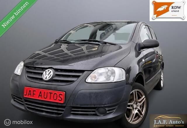 Zwart Gebruikt 2006 VW Fox Hatchback | € 1.750 (Eerlijke prijs) - Afbeelding 1/4