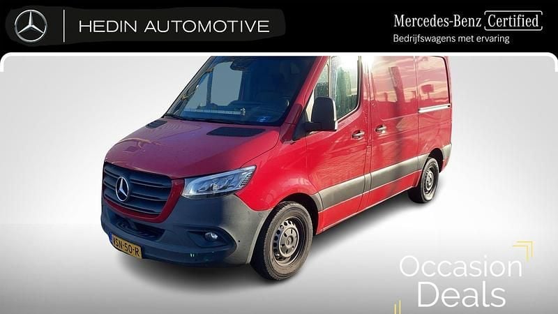 Rood Occasion 2022 Mercedes Sprinter Van | € 29.900 (Super prijs) - Afbeelding 1/1