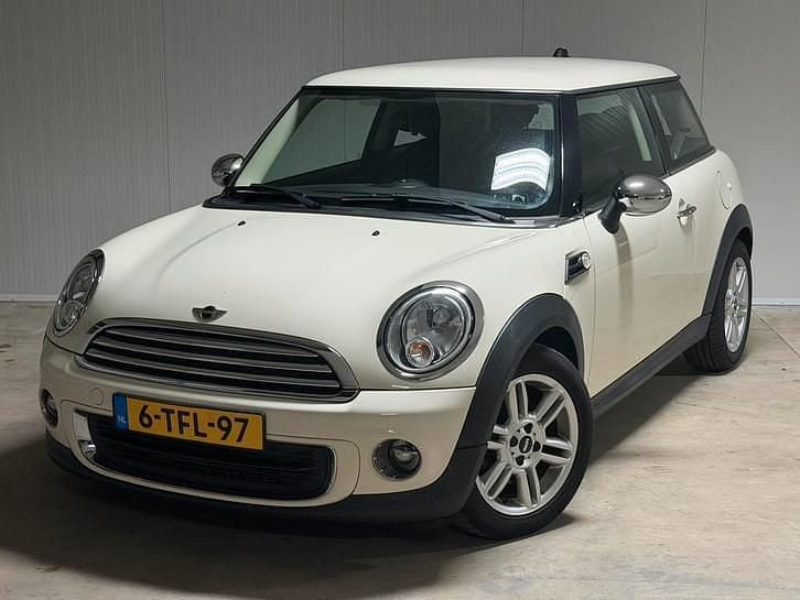Occasion 2014 Mini ONE Hatchback | € 6.500 (Super prijs) - Afbeelding 1/4