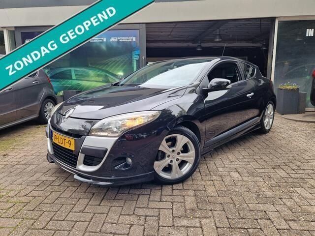 Zwart Gebruikt 2010 Renault Mégane Coupé Dynamique Coupé | € 3.950 (Eerlijke prijs) - Afbeelding 1/4