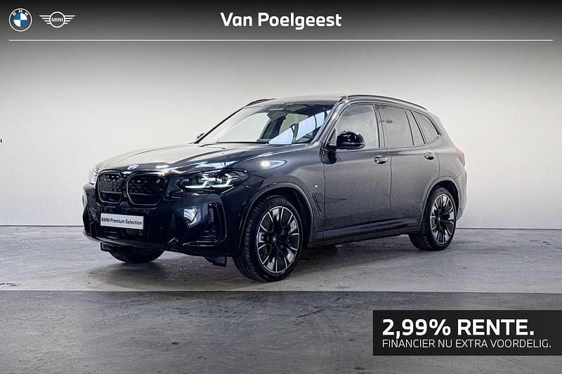 Grijs Gebruikt 2025 BMW iX3 Executive SUV | € 59.895 (Eerlijke prijs) - Afbeelding 1/4