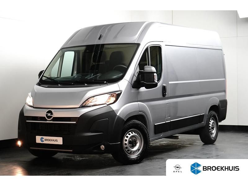 Occasion Opel Movano 2024 Grijs Van