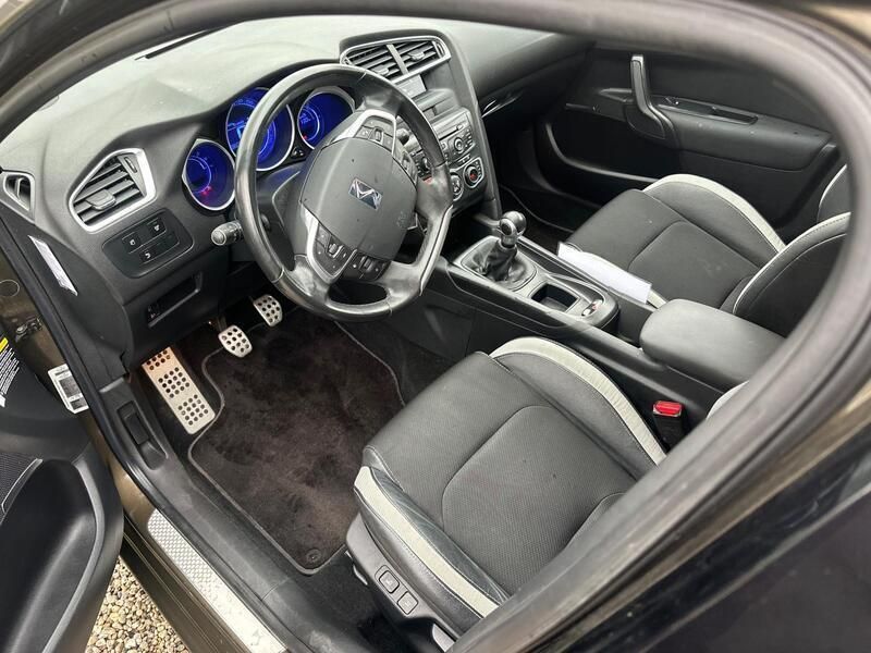 Occasion Citroën DS4 So Chic 120 PK (88 kW) 2011 Bruin Hatchback