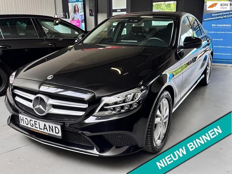 Occasion Mercedes C180 2019 Zwart (metallic) Sedan