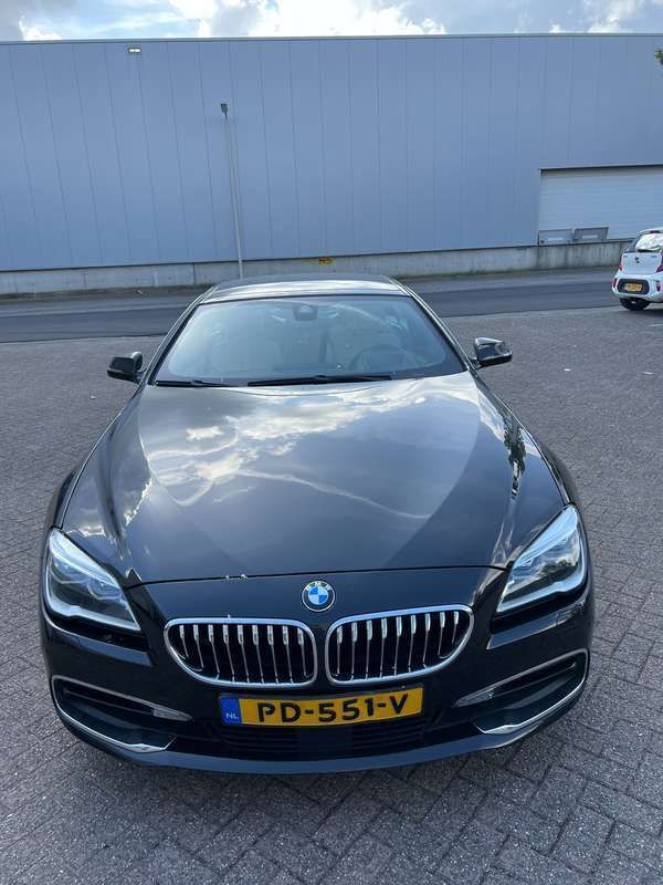 Zwart Gebruikt 2017 BMW 640 Executive Coupé | € 35.000 - Afbeelding 1/4