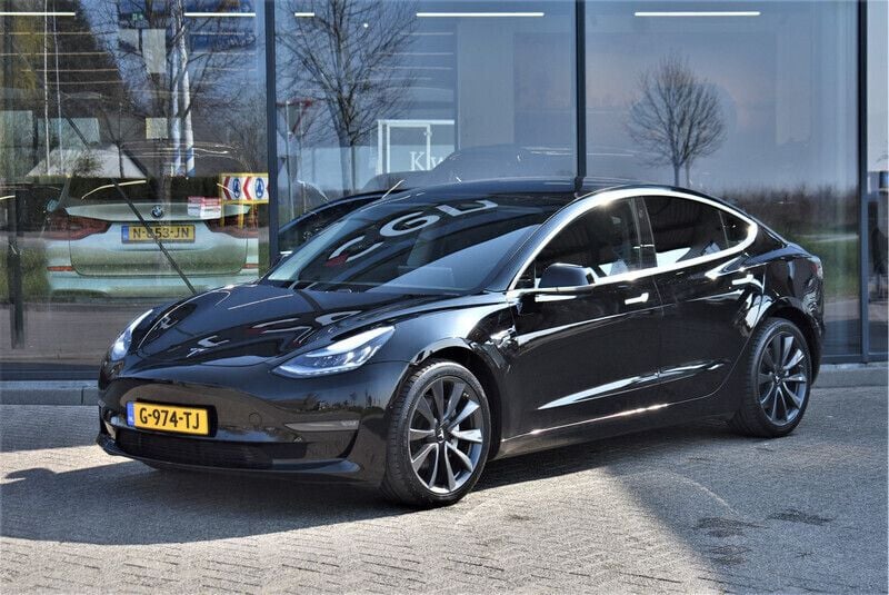 Zwart, metallic lak Gebruikt 2020 Tesla Model 3 Long Range Sedan | € 19.500 (Super prijs) - Afbeelding 1/4