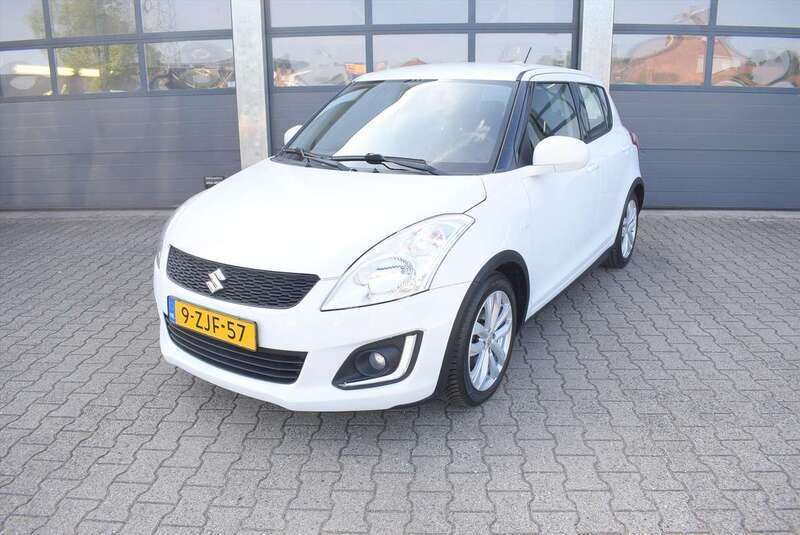 Wit Gebruikt 2015 Suzuki Swift Hatchback | € 9.435 (Eerlijke prijs) - Afbeelding 1/4