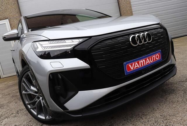 Zilver Gebruikt 2022 Audi Q4 Sportback e-tron S-Line SUV | € 49.950 - Afbeelding 1/4