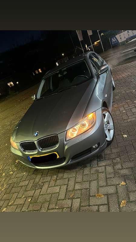 Occasion BMW 316 Luxury Line 122 PK (89 kW) 2011 Grijs Sedan