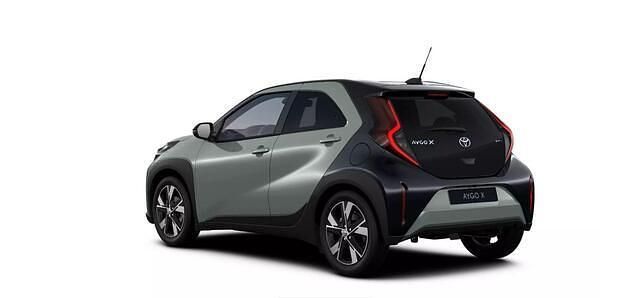 Nieuw Toyota Aygo X Pulse 116 PK (85 kW) 2026 Groen SUV