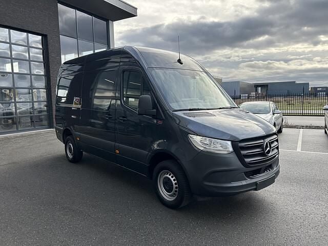 Occasion Mercedes Sprinter 170 PK (125 kW) 2024 Grijs (metallic) Van