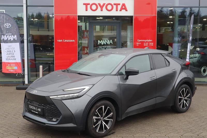 Grijs Gebruikt 2025 Toyota C-HR Edition SUV | € 35.499 (Eerlijke prijs) - Afbeelding 1/1
