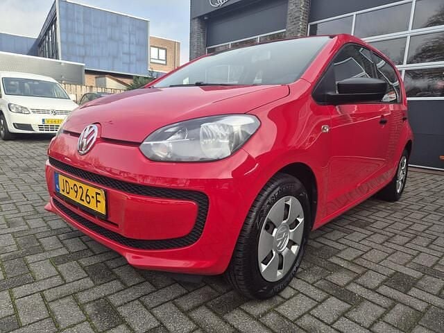 Rood Occasion 2012 VW up! move up! Hatchback | € 5.950 (Goede deal) - Afbeelding 1/4
