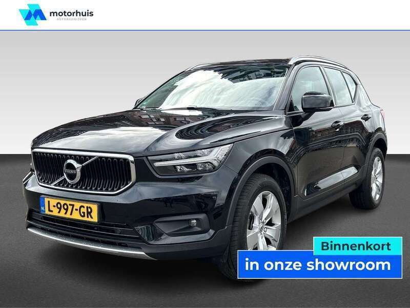 Zwart, metallic lak Gebruikt 2021 Volvo XC40 Business Edition SUV | € 25.430 (Goede deal) - Afbeelding 1/4