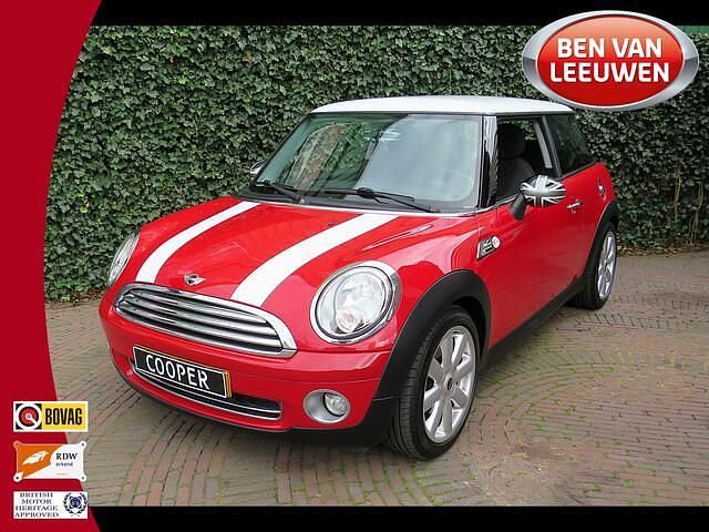 Rood Gebruikt 2009 Mini Cooper Business Hatchback | € 4.950 - Afbeelding 1/4