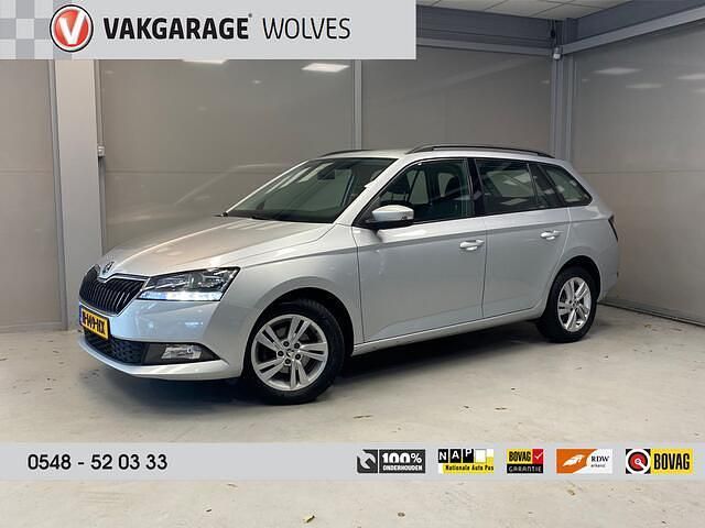 Grijs, metallic lak Gebruikt 2020 Skoda Fabia Business Line Stationwagen | € 13.400 (Eerlijke prijs) - Afbeelding 1/4