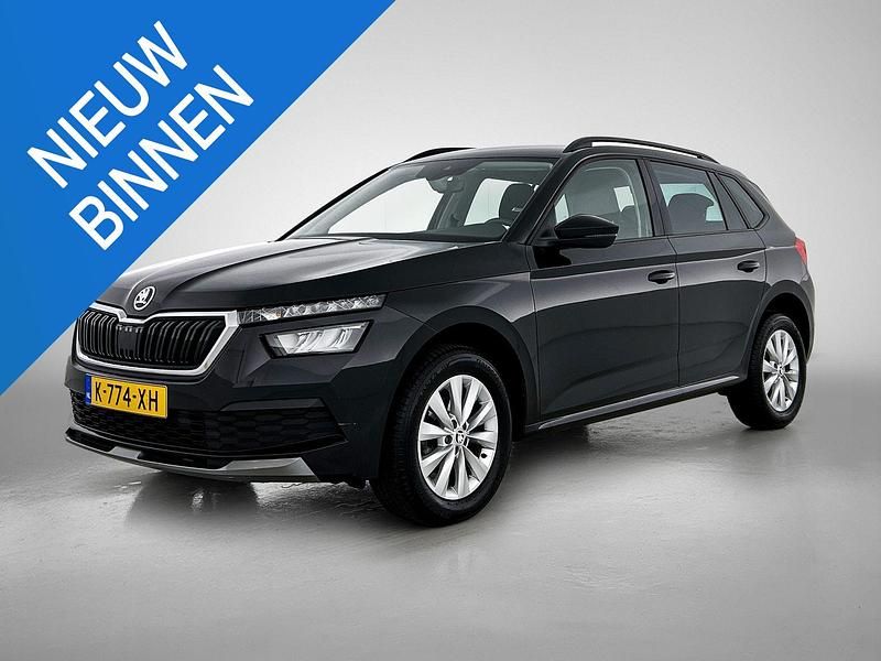 Zwart Gebruikt 2021 Skoda Kamiq Ambition SUV | € 15.740 (Eerlijke prijs) - Afbeelding 1/4