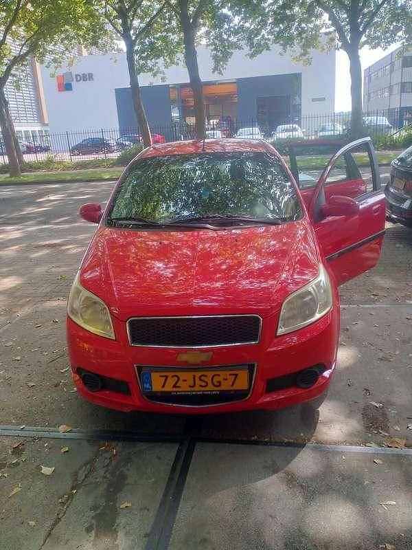 Rood Gebruikt 2009 Chevrolet Aveo LS Hatchback | € 5.000 (Duur) - Afbeelding 1/4