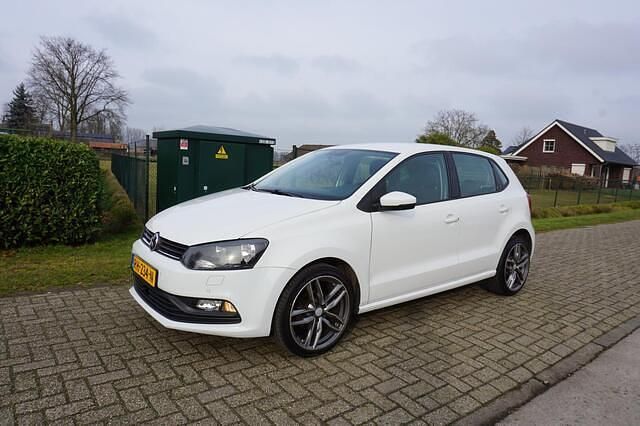 Wit Occasion 2014 VW Polo Hatchback | € 5.950 (Eerlijke prijs) - Afbeelding 1/4