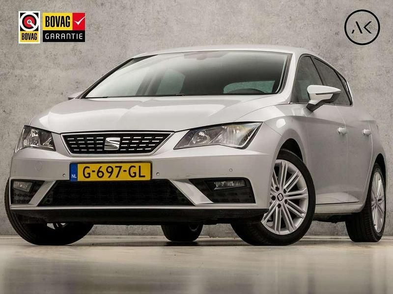 Grijs (metallic) Occasion 2017 Seat Leon Sport Hatchback | € 10.945 (Eerlijke prijs) - Afbeelding 1/4