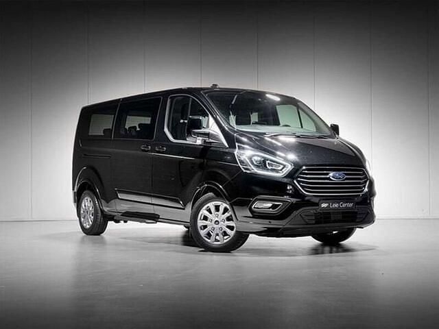 Zwart Occasion 2020 Ford Tourneo Custom Van | € 29.950 - Afbeelding 1/4