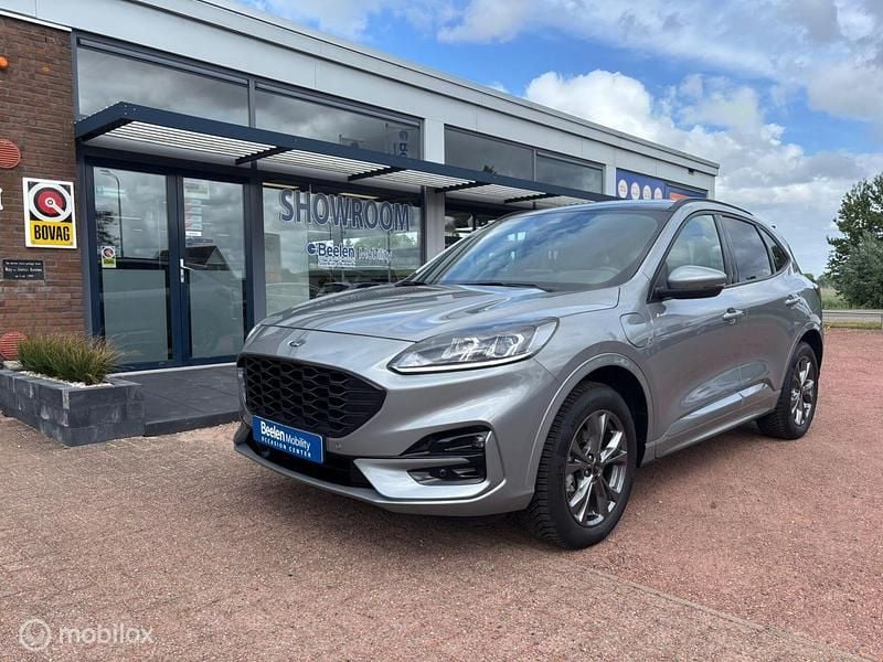 Grijs Gebruikt 2024 Ford Kuga ST-Line SUV | € 31.900 (Super prijs) - Afbeelding 1/4