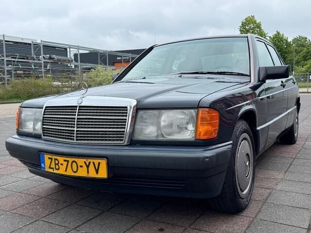 Blauw Gebruikt 1991 Mercedes 190 Sedan | € 3.750 - Afbeelding 1/4