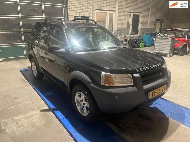 Zwart Gebruikt 1999 Land Rover Freelander SUV | € 2.450 (Eerlijke prijs) - Afbeelding 1/4