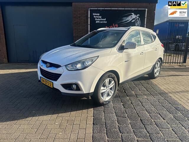 Wit Occasion 2013 Hyundai ix35 Edition SUV | € 4.950 (Super prijs) - Afbeelding 1/4