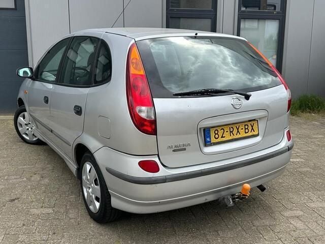 Occasion Nissan Almera Tino Acenta 116 PK (85 kW) 2005 Grijs MPV