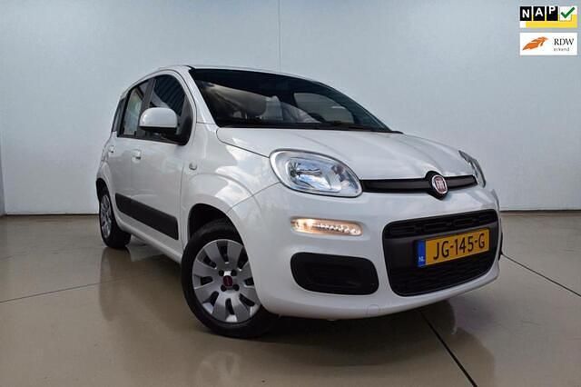 Wit Gebruikt 2016 Fiat Panda Hatchback | € 7.988 (Eerlijke prijs) - Afbeelding 1/4