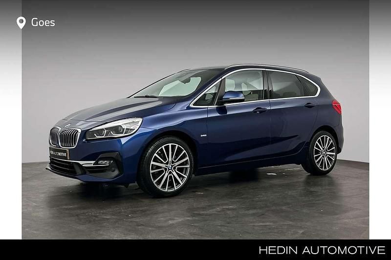 Blauw Gebruikt 2018 BMW 220 Active Tourer Executive MPV | € 24.880 (Iets duurder) - Afbeelding 1/4