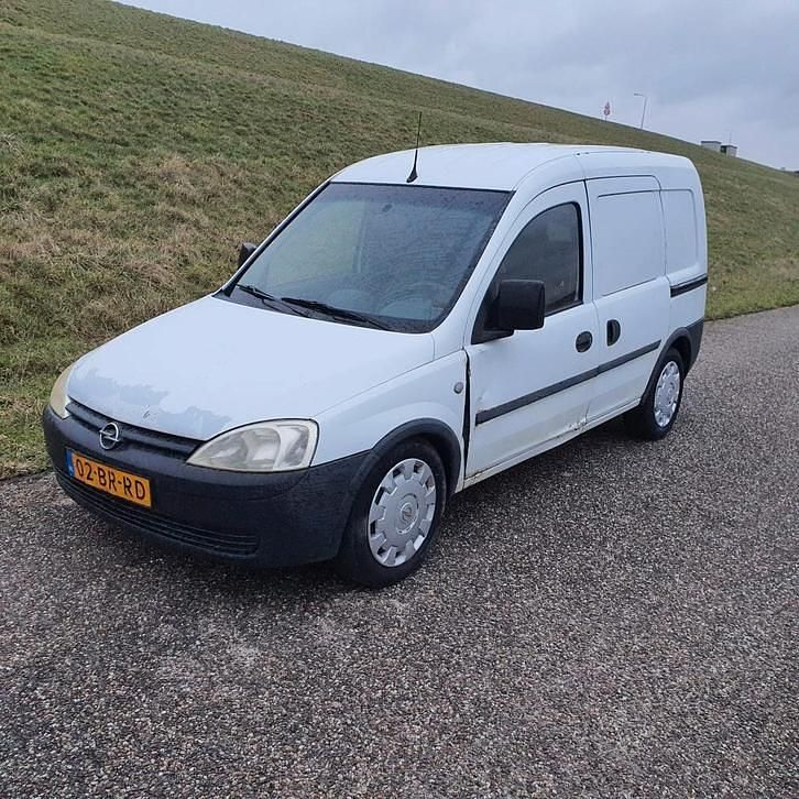 Occasion Opel Combo 100 PK (73 kW) 2004 MPV