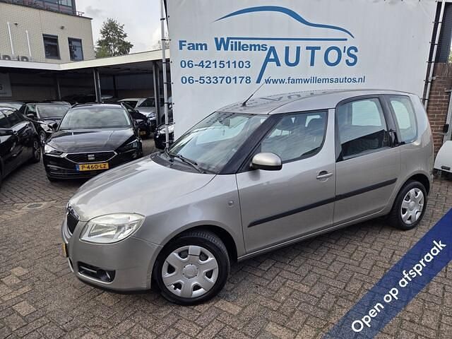 Beige Gebruikt 2008 Skoda Roomster MPV | € 3.499 (Eerlijke prijs) - Afbeelding 1/4
