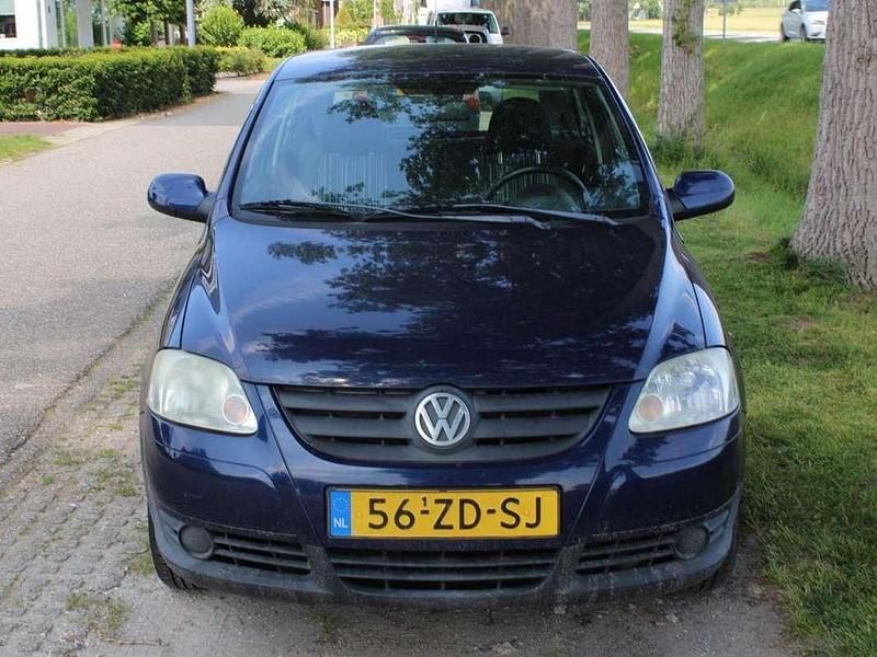 Gebruikt 2008 VW Fox Trendline Hatchback | € 2.200 (Iets duurder) - Afbeelding 1/4