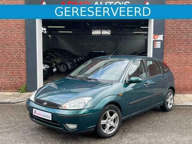 Groen Occasion 2002 Ford Focus Trend Hatchback | € 799 (Goede deal) - Afbeelding 1/4