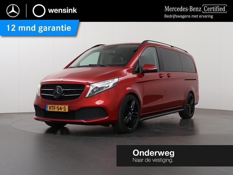 Rood Gebruikt 2021 Mercedes V300 MPV | € 44.650 (Super prijs) - Afbeelding 1/4